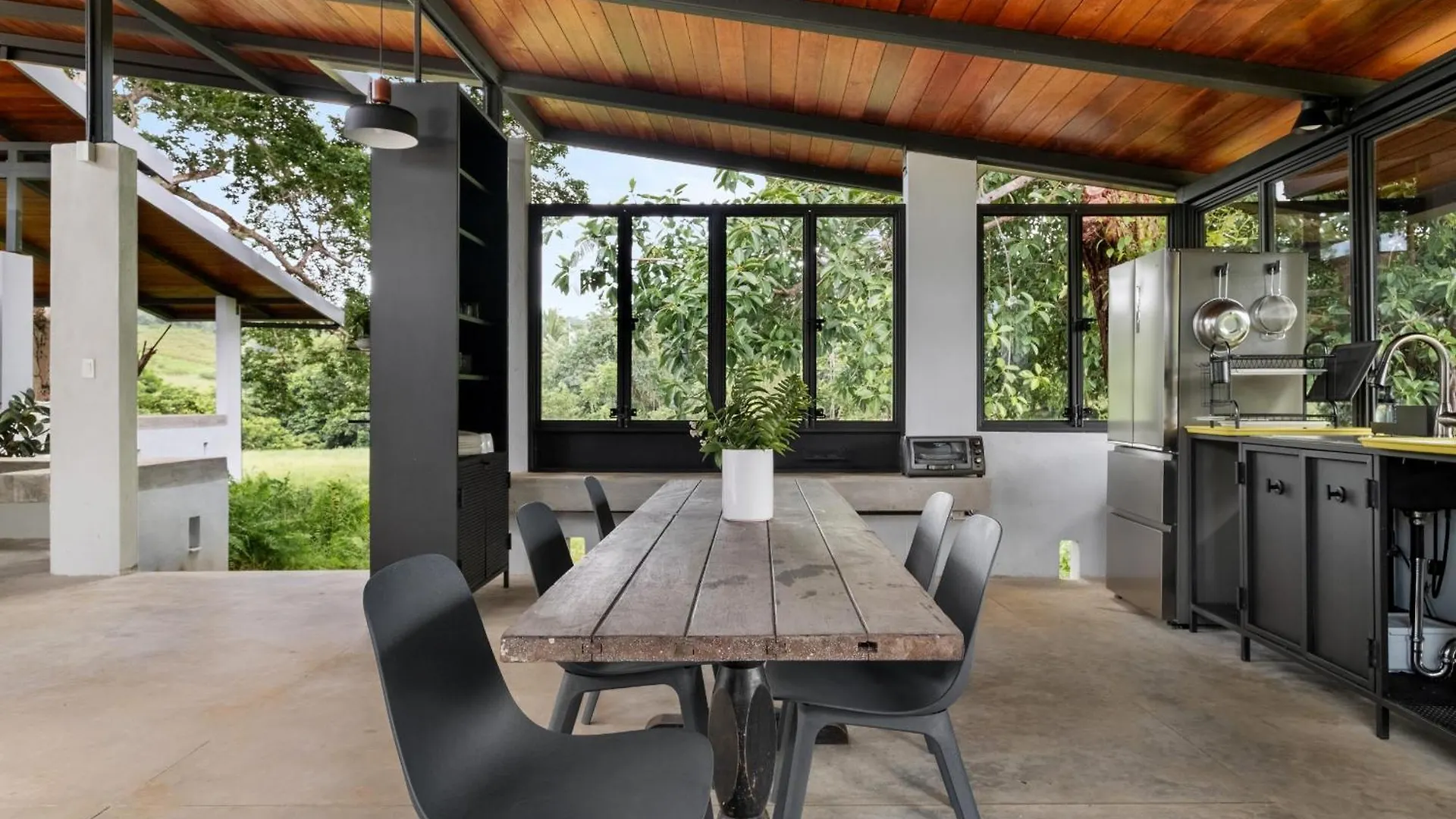 Casa Algarrobo Relaxing Farm Stay In Puerto Rico Ciales Puerto Rico